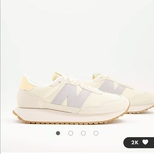 New Balance 237